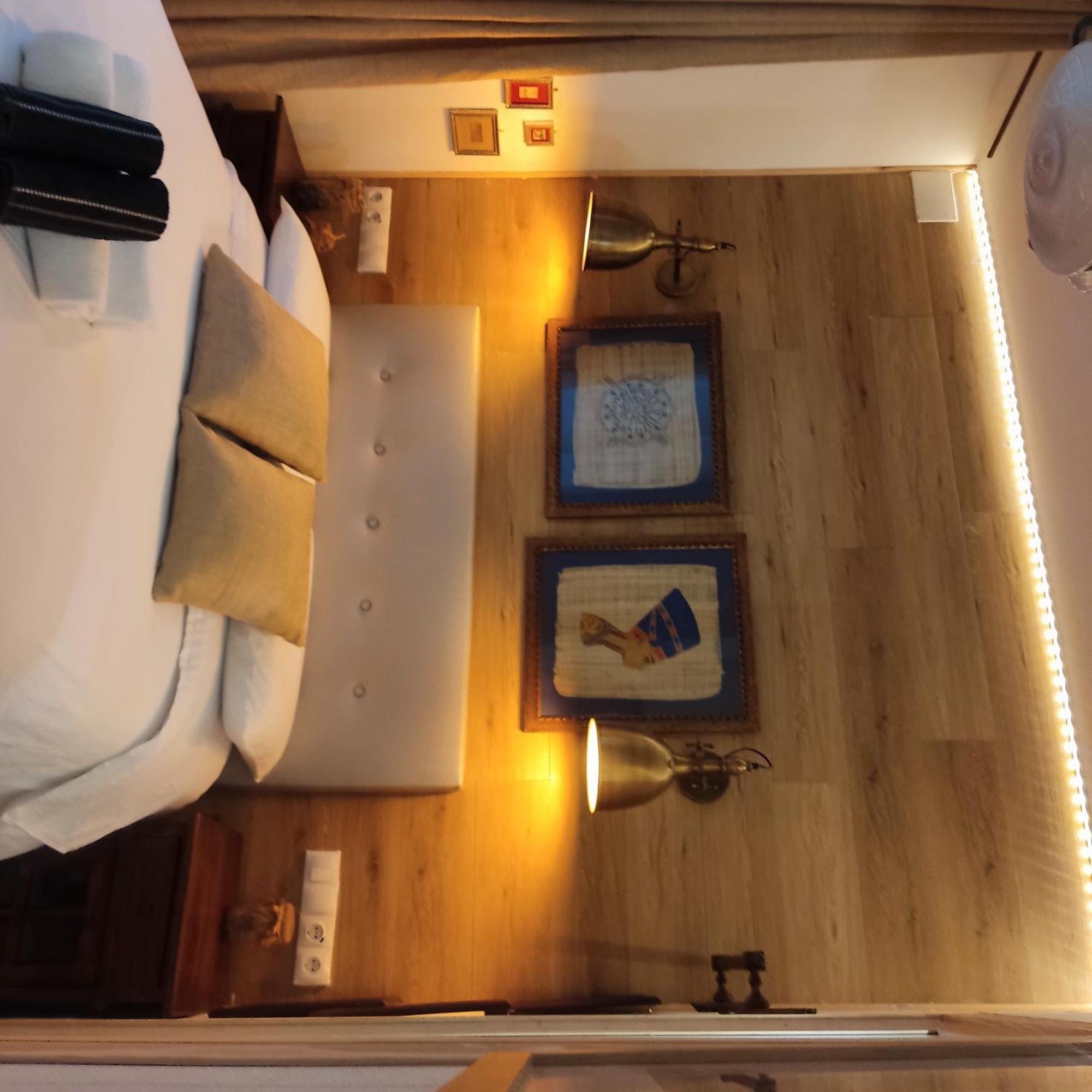 Studio Or Rooms With Private Bathroom Or Rooms With Shared Bathroom Barcelona Exterior foto