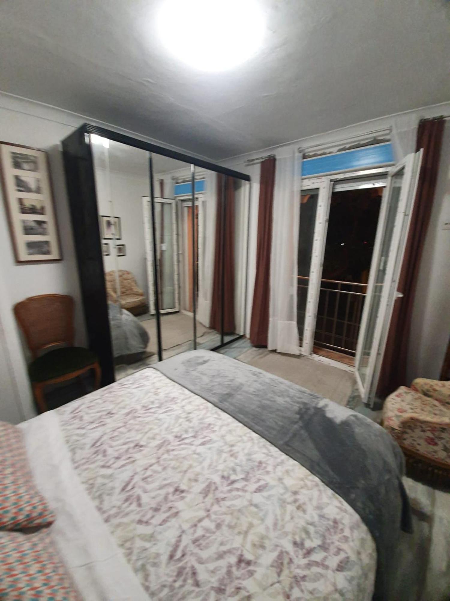 Studio Or Rooms With Private Bathroom Or Rooms With Shared Bathroom Barcelona Exterior foto