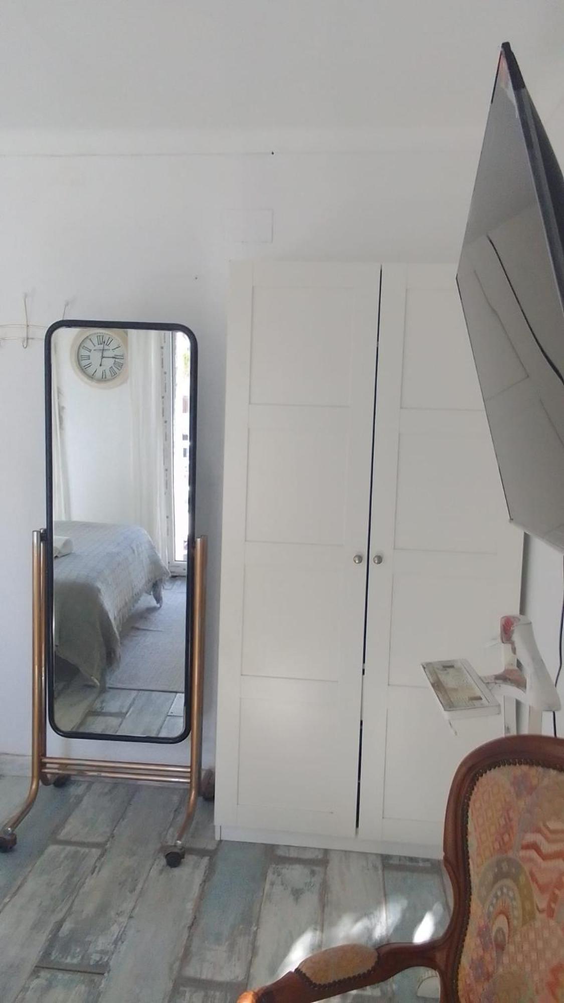 Studio Or Rooms With Private Bathroom Or Rooms With Shared Bathroom Barcelona Exterior foto