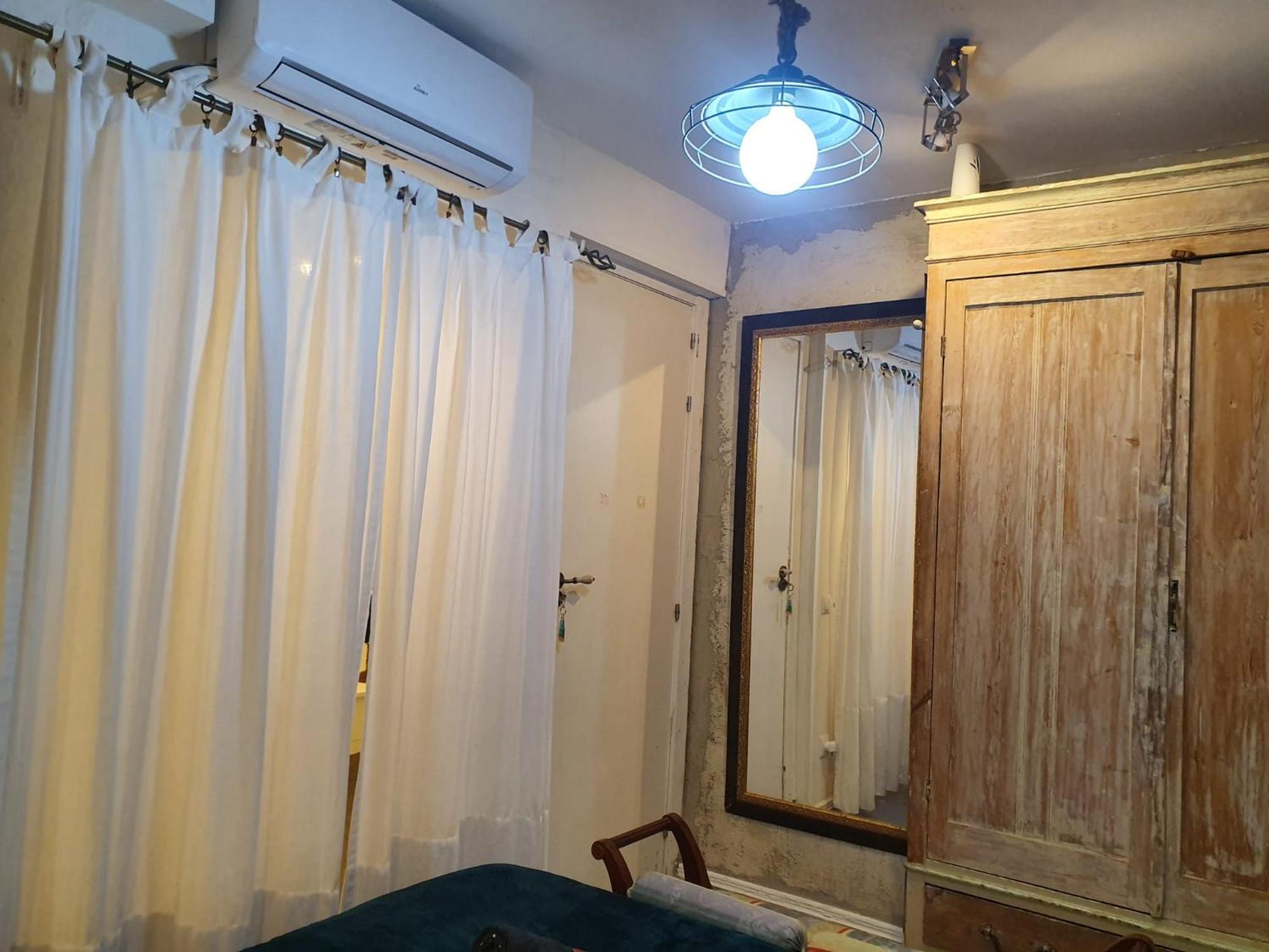 Studio Or Rooms With Private Bathroom Or Rooms With Shared Bathroom Barcelona Exterior foto
